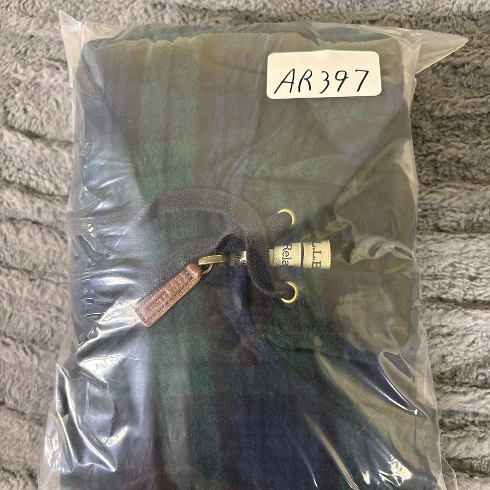 LL Bean Mens Large Relaxed Fit Full Zip Hooded‎ Flannel Black Watch Plaid 502092 - Picture 7 of 7
